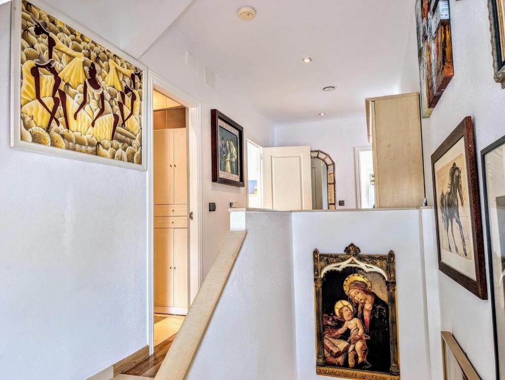 4 bed villas in Jalon