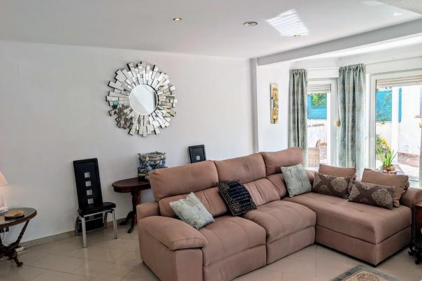 4 bed villas in Jalon