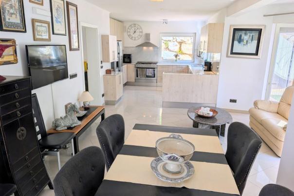 4 bed villas in Jalon
