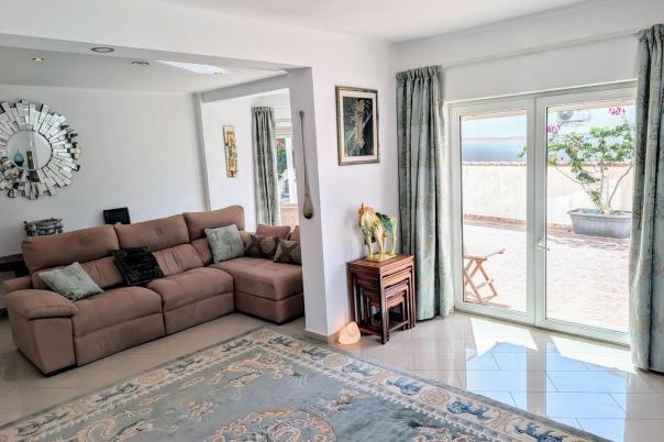 4 bed villas in Jalon