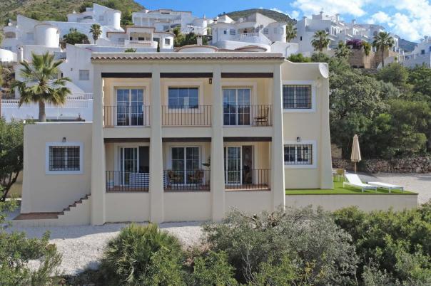 3 bed villa in Jalón
