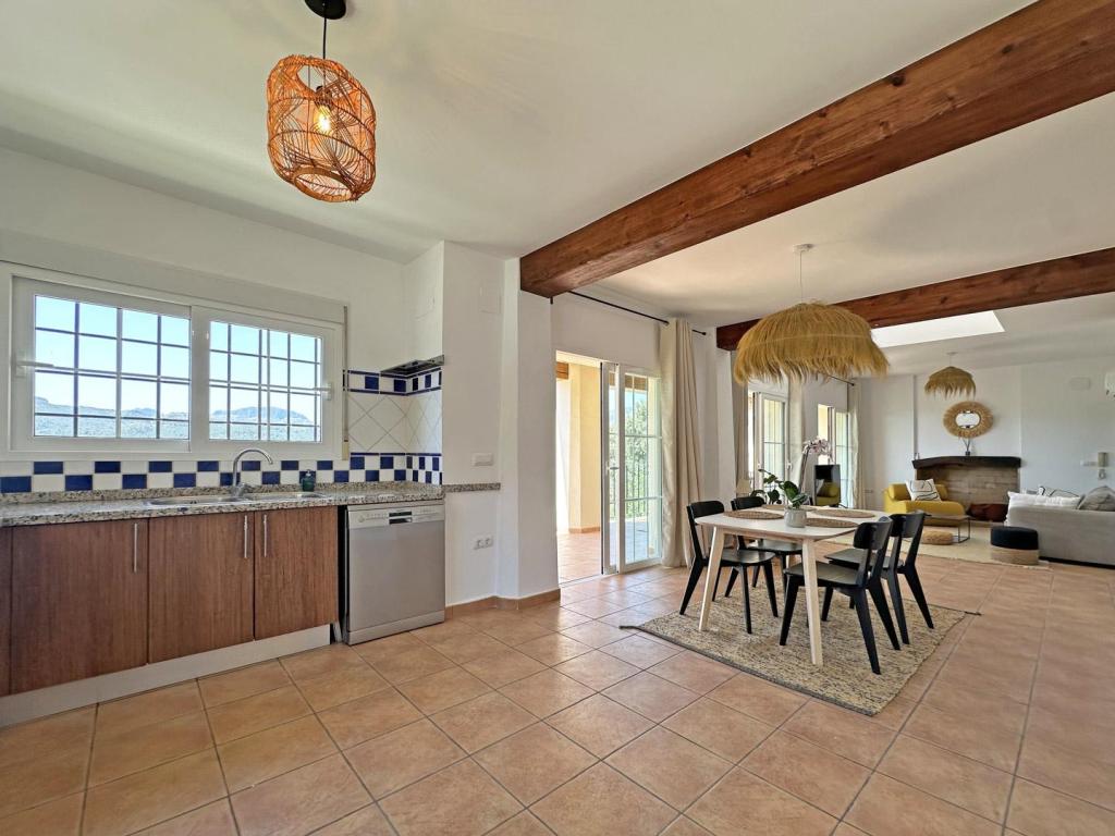 3 bed villa in Jalón