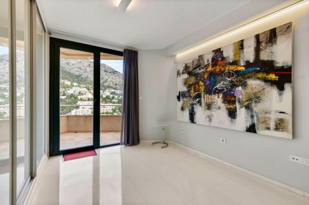 4 bed apartment in Altea