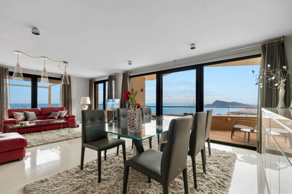 4 bed apartment in Altea
