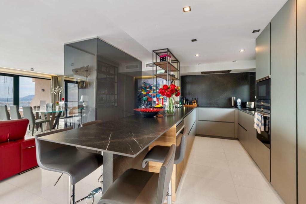 4 bed apartment in Altea