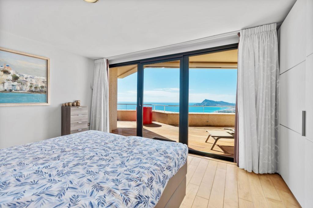 4 bed apartment in Altea