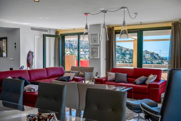 4 bed apartment in Altea