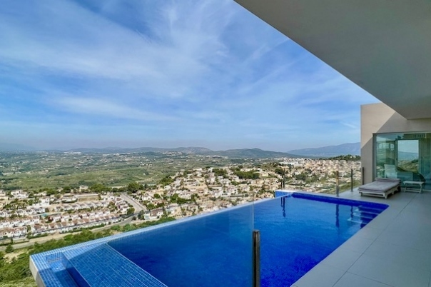 2 bed villas in Benitachell