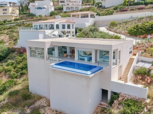 2 bed villas in Benitachell