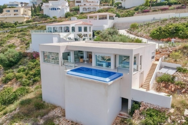 2 bed villas in Benitachell