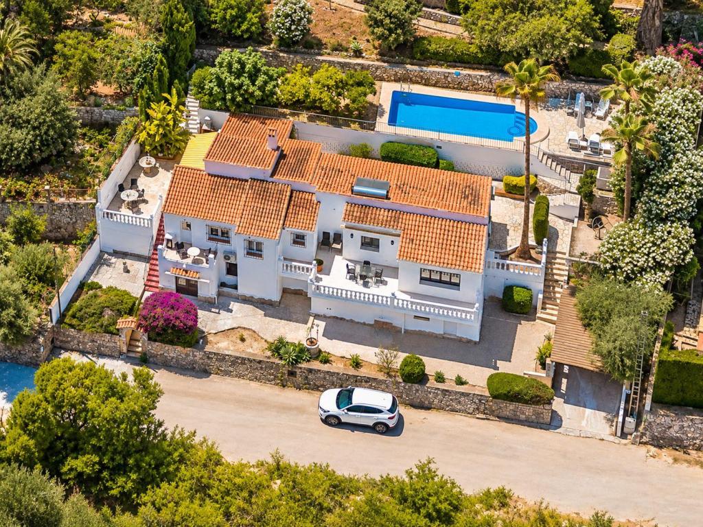 5 bed villas in Benissa