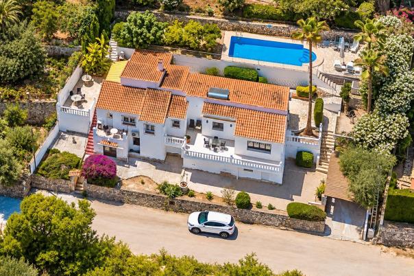 5 bed villas in Benissa