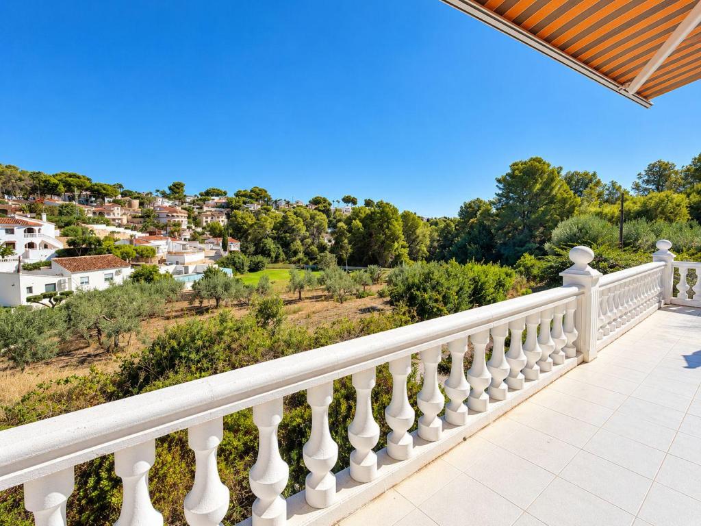 5 bed villas in Benissa