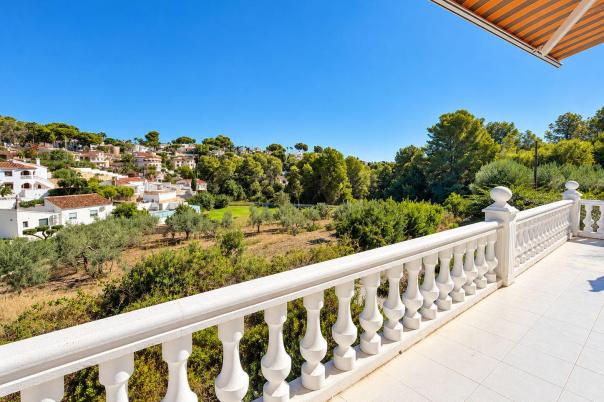 5 bed villas in Benissa