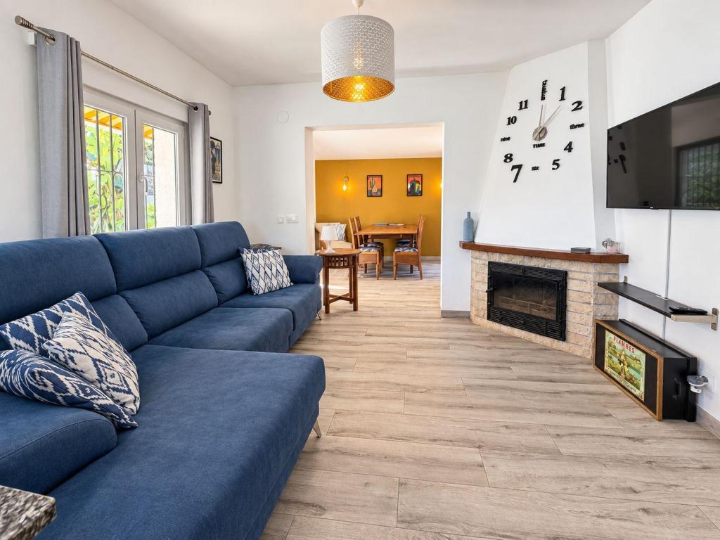 5 bed villas in Benissa