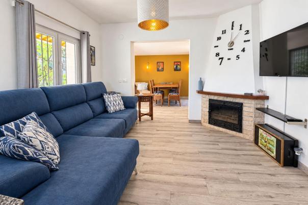 5 bed villas in Benissa