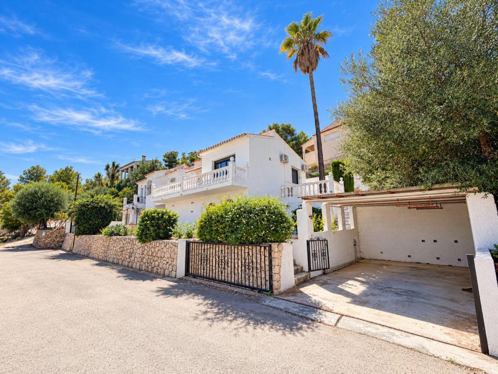 5 bed villas in Benissa