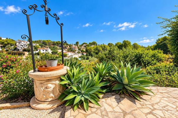 5 bed villas in Benissa