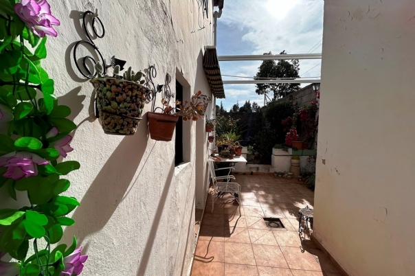 4 bed town_house in Sagra