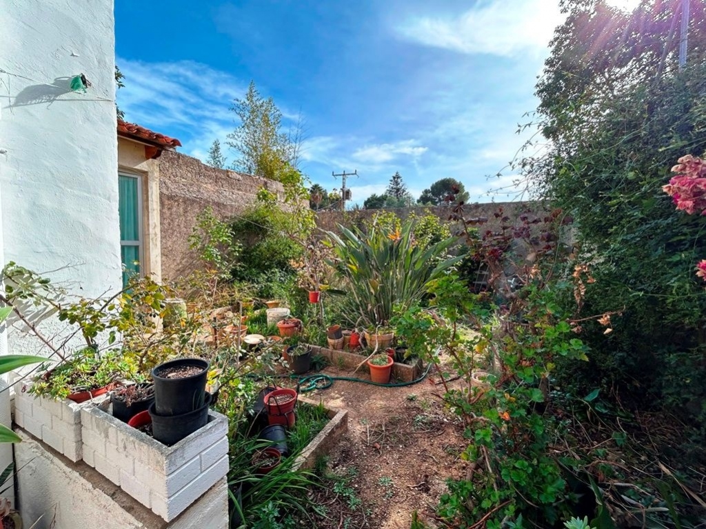 4 bed town_house in Sagra