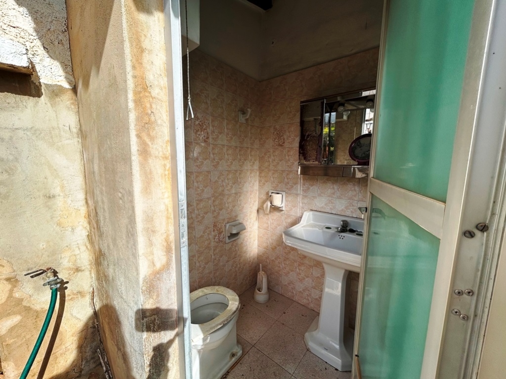 4 bed town_house in Sagra