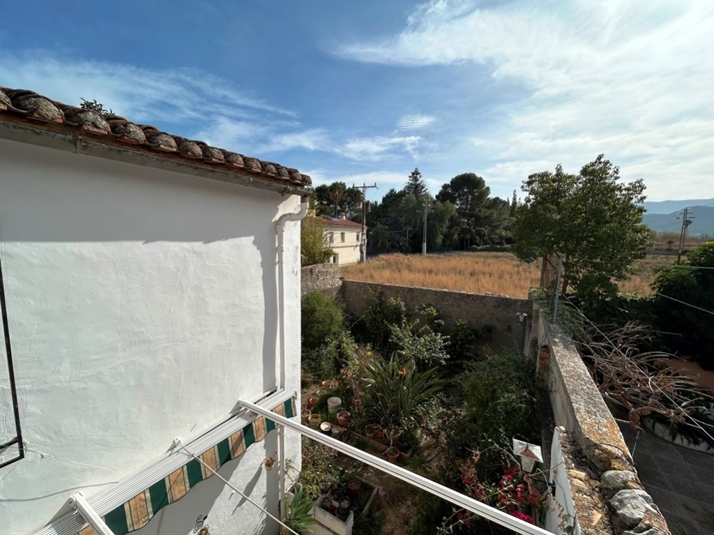 4 bed town_house in Sagra