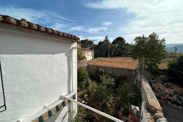 4 bed town_house in Sagra