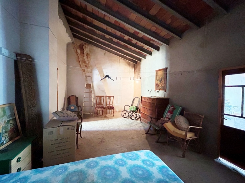 4 bed town_house in Sagra