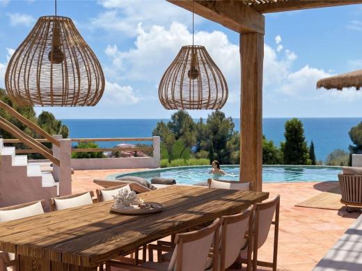 5 bed villa in Benissa