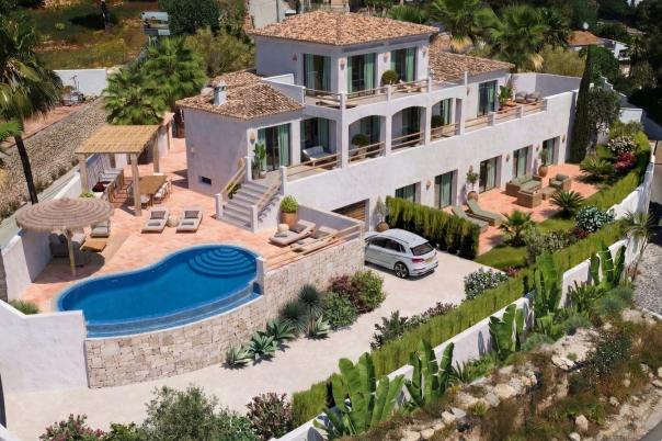 5 bed villa in Benissa