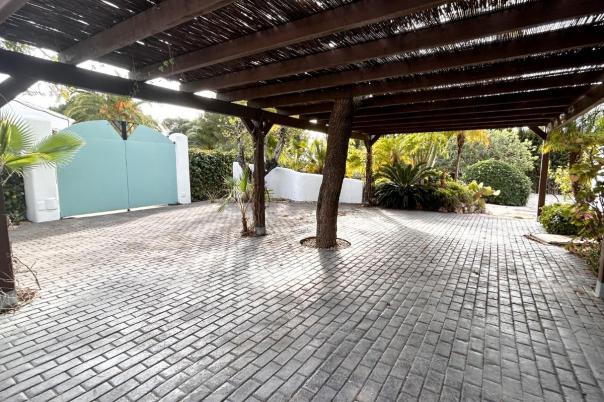 5 bed villas in Javea
