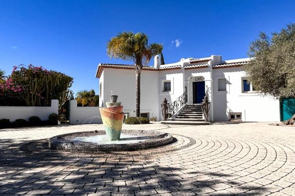 5 bed villas in Javea