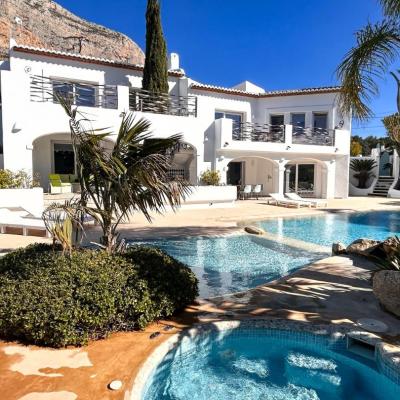 5 bed villas in Javea