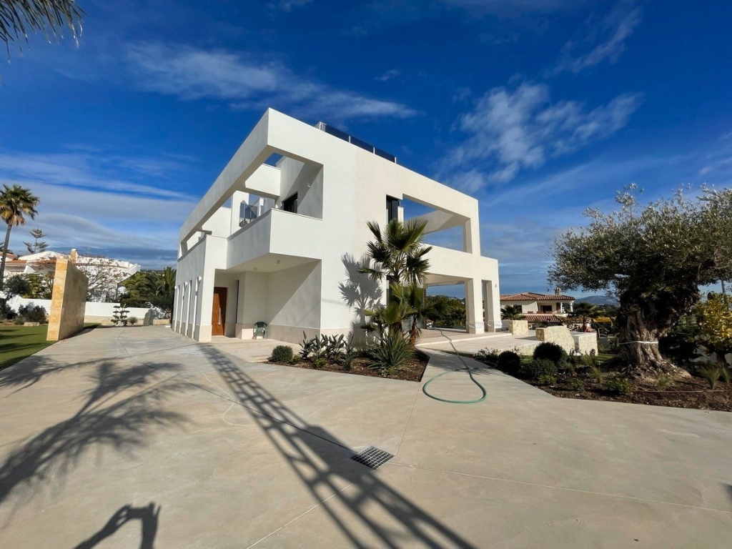 4 bed casa / chalet in Benissa