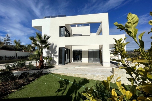 4 bed casa / chalet in Benissa