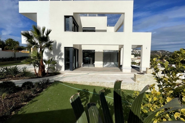 4 bed casa / chalet in Benissa