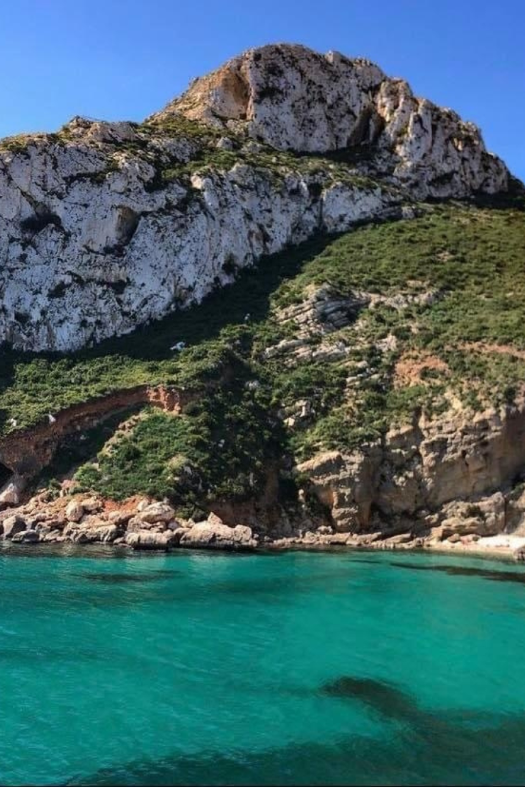 Visiting Playa La Granadella Javea in the Summer