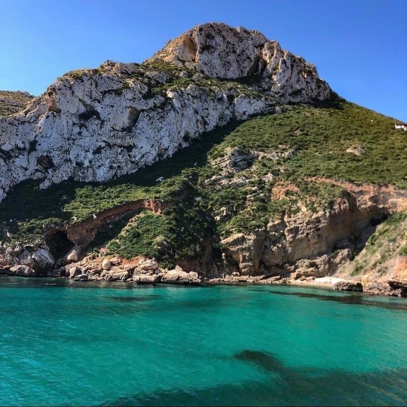 Visiting Playa La Granadella Javea in the Summer