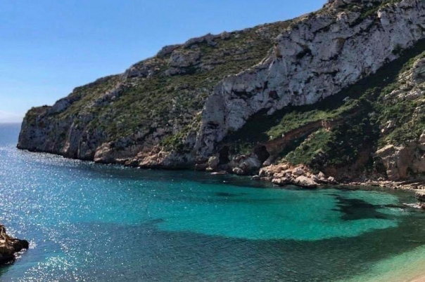 Visiting Playa La Granadella Javea in the Summer