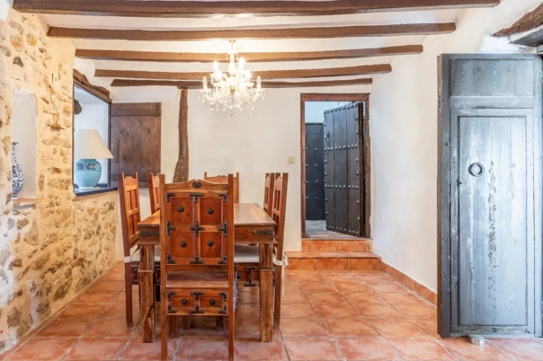 8 bed finca in Benissa