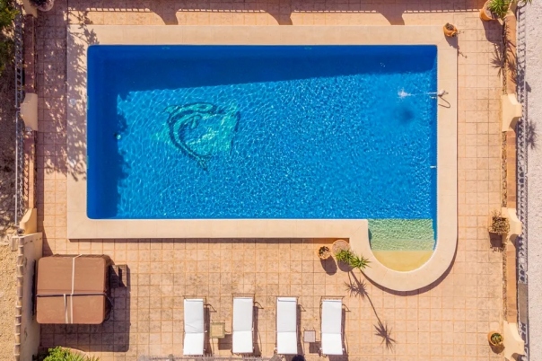 8 bed finca in Benissa