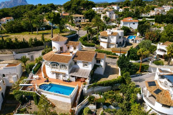 4 bed villas in Benissa