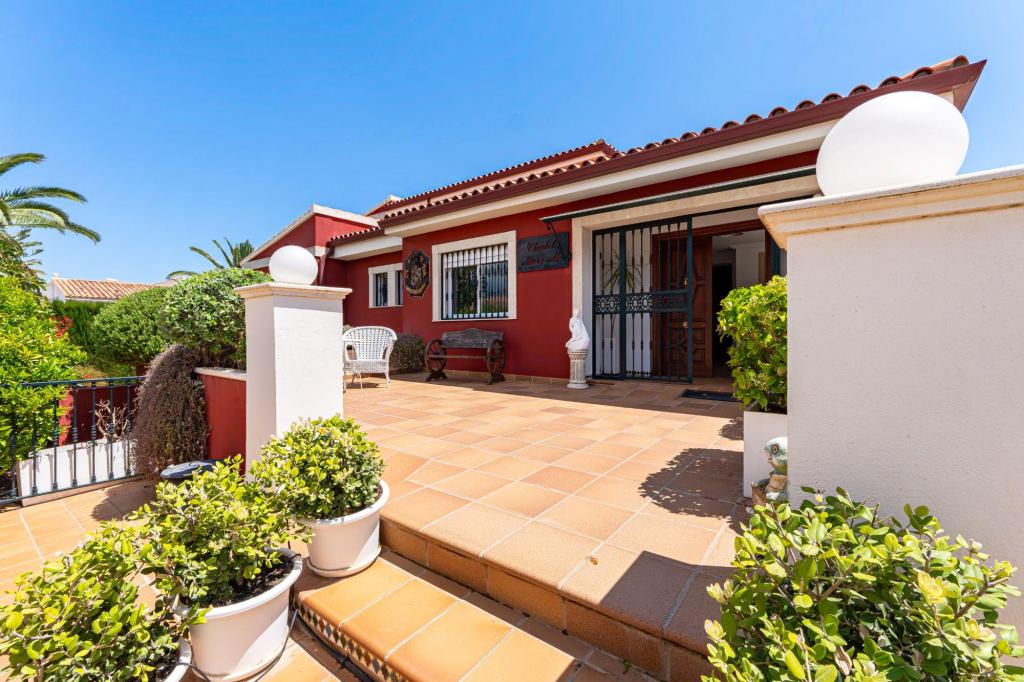 7 bed villa in Alfaz del Pi