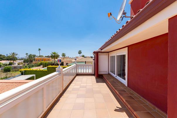 7 bed villa in Alfaz del Pi