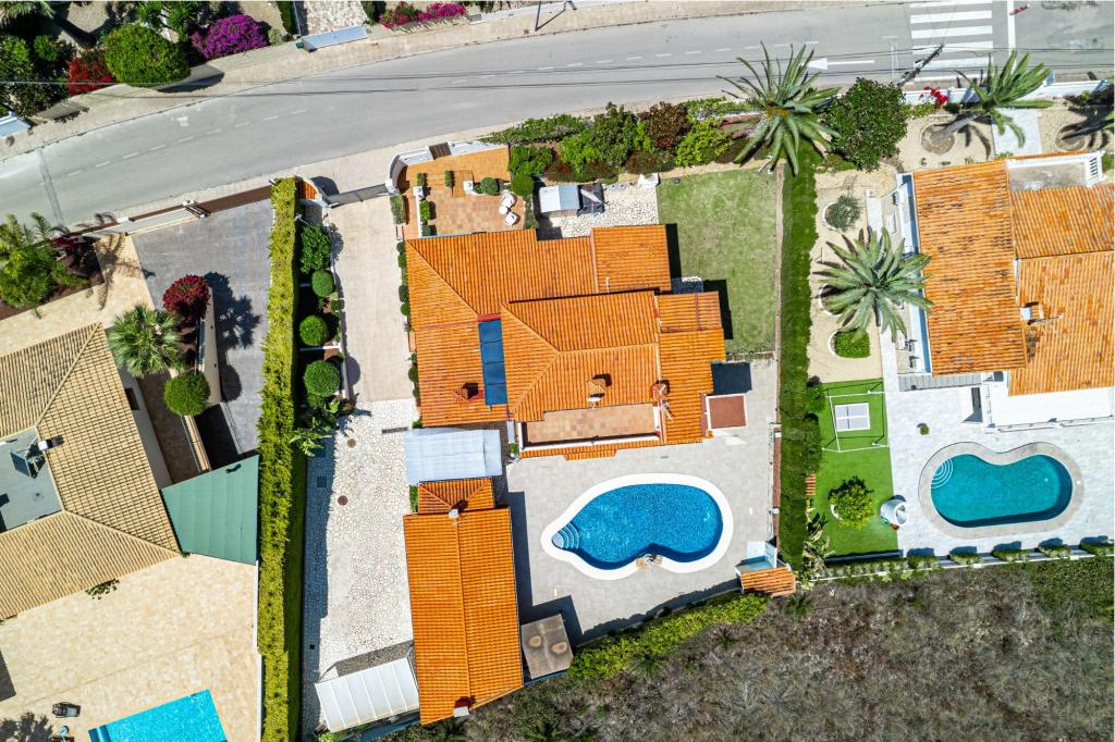 7 bed villa in Alfaz del Pi