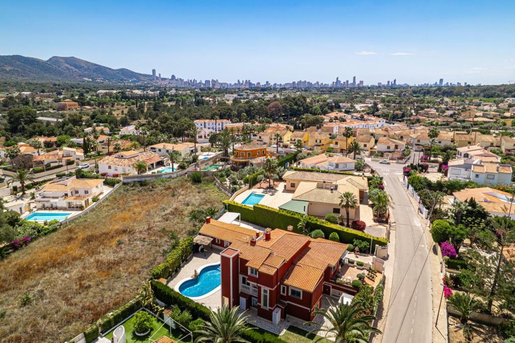 7 bed villa in Alfaz del Pi