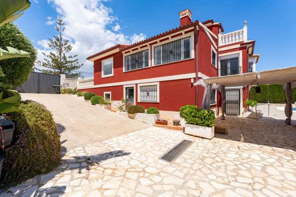 7 bed villa in Alfaz del Pi
