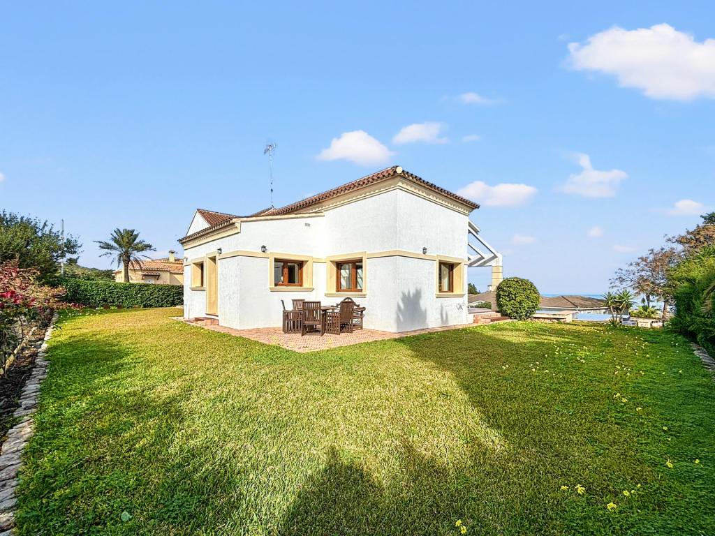 4 bed villa in Denia