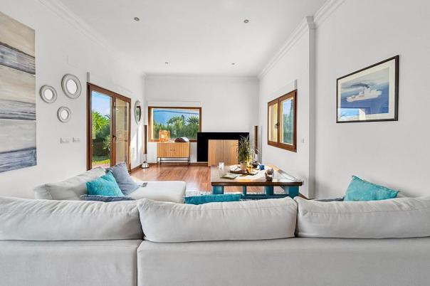 4 bed villa in Denia