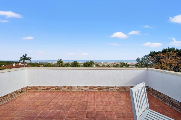 4 bed villa in Denia